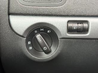 Skoda Yeti 1.2 TSI Active 5-Sitzer AHK Klima 77 kW picture 30