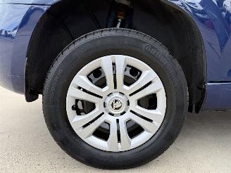 Skoda Yeti 1.2 TSI Active 5-Sitzer AHK Klima 77 kW picture 38