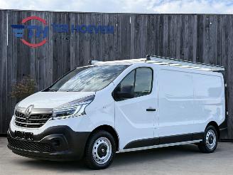 danneggiata veicoli commerciali Renault Trafic 2.0 dCi 120 T29 L2H1 Comfort LED Navi AHK 2020/3