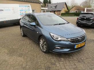 schade Opel Astra SPORTS TOURER1.6 CDTI REST BPM  1250 EURO !!!!!