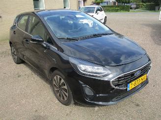 Damaged car Ford Fiesta 1.0 EcobB Hy Tit NAP REST BPM 2000 euro !!!! 2023/7