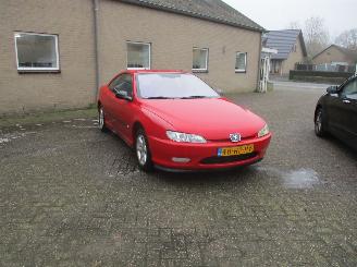 Auto incidentate Peugeot 406 Coupe 2.0-16V LPG 2001/10