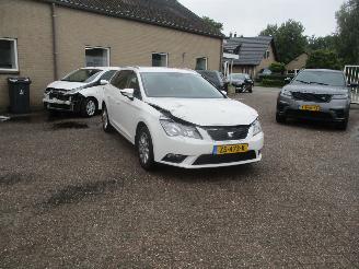 Auto incidentate Seat Leon ST 1.2 TSI Style REST BPM 450 EURO !!!!! 2019/1
