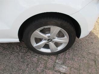 Volkswagen Polo 1.0 EasyLine AIRCO picture 12