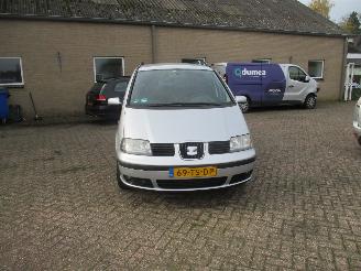 Seat Alhambra 1.8-20VT Stylance Aut 7p picture 2
