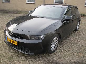 Opel Astra 1.2 Turbo Edition 1E EIG NAP picture 3