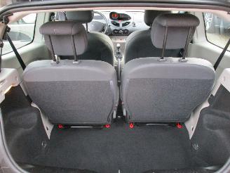Renault Twingo 1.2 Night&Day Airco NAP picture 24