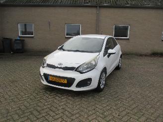 Kia Rio 1.2 CVVT Plus Pack Airco NAP picture 3