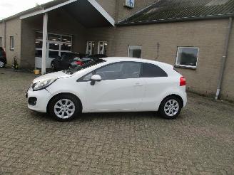 Kia Rio 1.2 CVVT Plus Pack Airco NAP picture 4