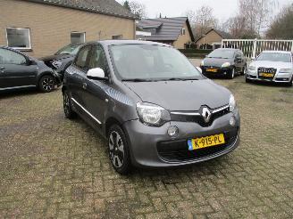 uszkodzony samochody osobowe Renault Twingo 0.9 TCe Intens 2017/10