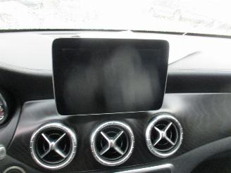 Mercedes Cla-klasse Shooting Brake 200d Prestige Automaat picture 21