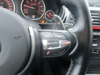 BMW 3-serie 330e LU.l High Executive picture 19