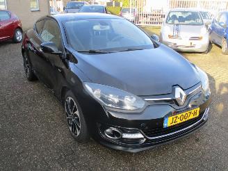 Coche accidentado Renault Mégane Coupe 1.6 dCi GT-line REST BPM 600 EURO !!!! 2015/4