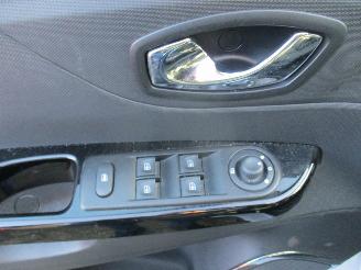 Renault Captur 1.2 TCe Dynamique Aut NAP picture 19