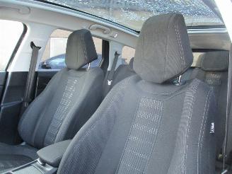 Peugeot 308 SW 1.2 PureTech Allure REST BPM 400 EURO !!!! picture 17