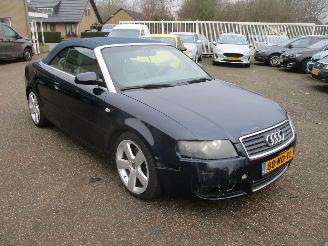 Coche accidentado Audi A4 Cabriolet 2.4 V6 Exclusive Aut 2002/7