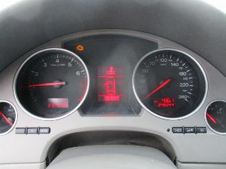 Audi A4 Cabriolet 2.4 V6 Exclusive Aut picture 26