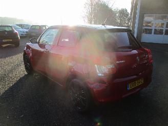 Suzuki Swift 1.2 Comfort Smart Hybrid picture 5