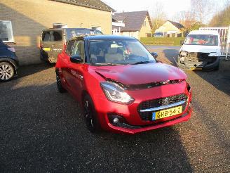 krockskadad bil auto Suzuki Swift 1.2 Comfort Smart Hybrid 2022/5