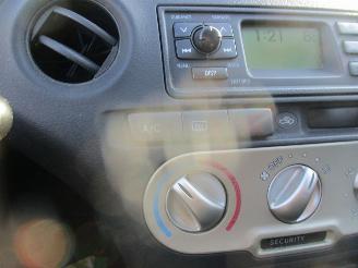 Toyota Yaris 1.3 VVT-i Sol picture 20