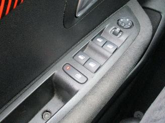 Peugeot 208 1.2 PureTech Allure picture 26