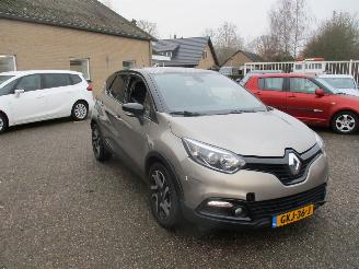 krockskadad bil auto Renault Captur 1.2 TCe Dynamique 2013/10
