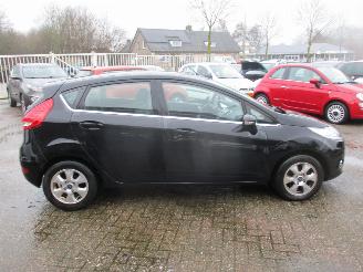 Ford Fiesta 1.6 TDCi ECO. Titan. picture 8