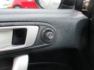 Ford Fiesta 1.6 TDCi ECO. Titan. picture 28