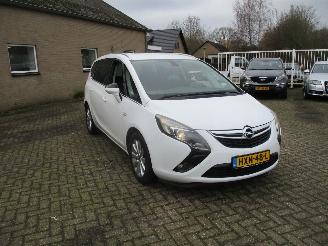 Auto incidentate Opel Zafira TOURER 1.4 Business Edition 7 Persoons 2013/4