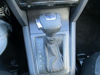 Skoda Octavia 1.6 FSI Elegance picture 20