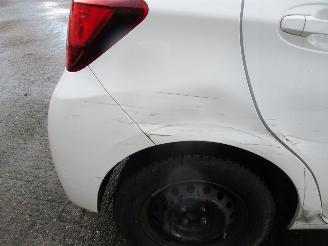 Toyota Yaris 1.0 VVT-i Now picture 11