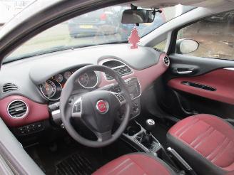 Fiat Punto Evo 1.3 M-Jet Dynamic picture 19