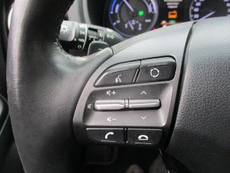 Hyundai Kona 1.6 GDI HEV Premium €750 REST BPM!!! picture 39