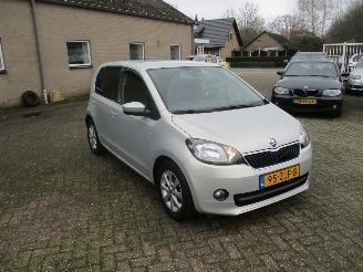 skadebil auto Skoda Citigo 1.0 Grt. Elegance 2013/1