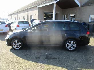 Volkswagen Golf 1.6 TDI Business Edition R REST BPM €400,-!!! picture 4