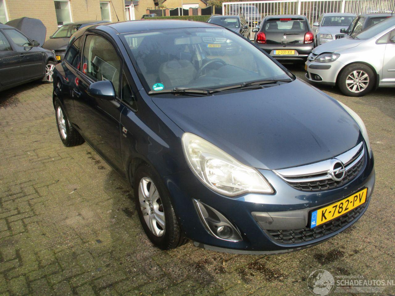 Opel Corsa 1.4-16V Cosmo