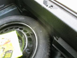 Opel Corsa 1.4-16V Cosmo picture 12