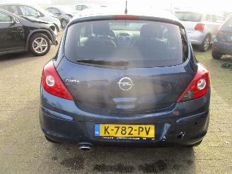 Opel Corsa 1.4-16V Cosmo picture 6