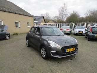 uszkodzony samochody osobowe Suzuki Swift 1.2 Comfort 2018/9