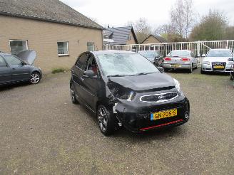 krockskadad bil auto Kia Picanto 1.2 CVVT SportsLine GT-Line REST BPM €350,- 2015/7