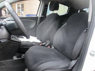 Lancia Ypsilon 0.9 TwinAir Gold picture 34