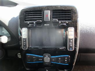 Nissan Leaf Tekna 30 kWh picture 14