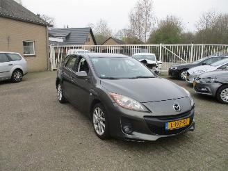 Damaged car Mazda 3 1.6 Business 2013/1