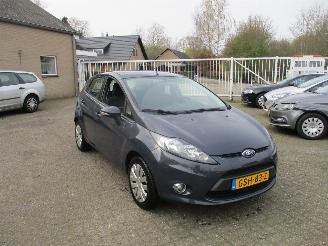 Vaurioauto  passenger cars Ford Fiesta 1.25 Titanium 2012/11