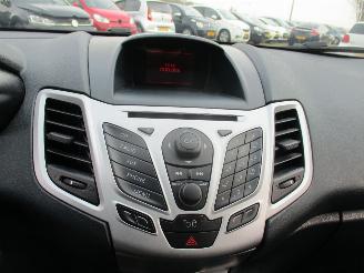 Ford Fiesta 1.25 Titanium picture 15