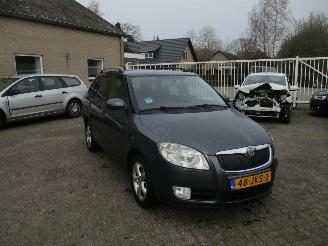 Schadeauto Skoda Fabia 1.4-16V Dynamic 2009/6
