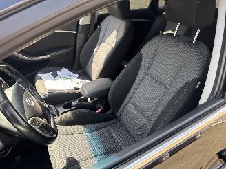 Hyundai I-30 1.6 GDI i-Motion Pl. REST BPM €500,-!!! picture 26