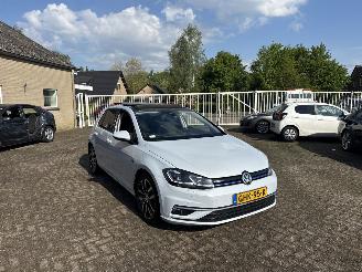 Schadeauto Volkswagen Golf 1.5 TSI Highline REST BPM €500,-!!! 2019/6
