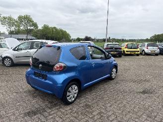 Toyota Aygo DYNAMIC BLUE picture 7