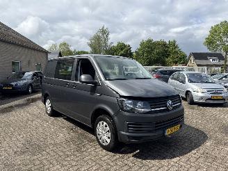 Vaurioauto  passenger cars Volkswagen Transporter 2.0 TDI L1H1 Comfortline. ROLSTOELVERVOER 2017/11